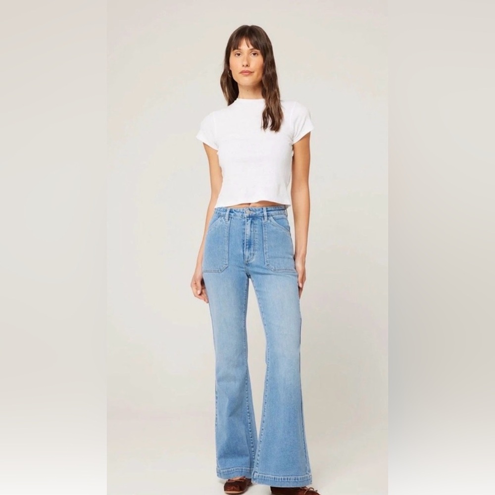 ROLLA'S East Coast Flare High-Rise Flare Jeans in size 29